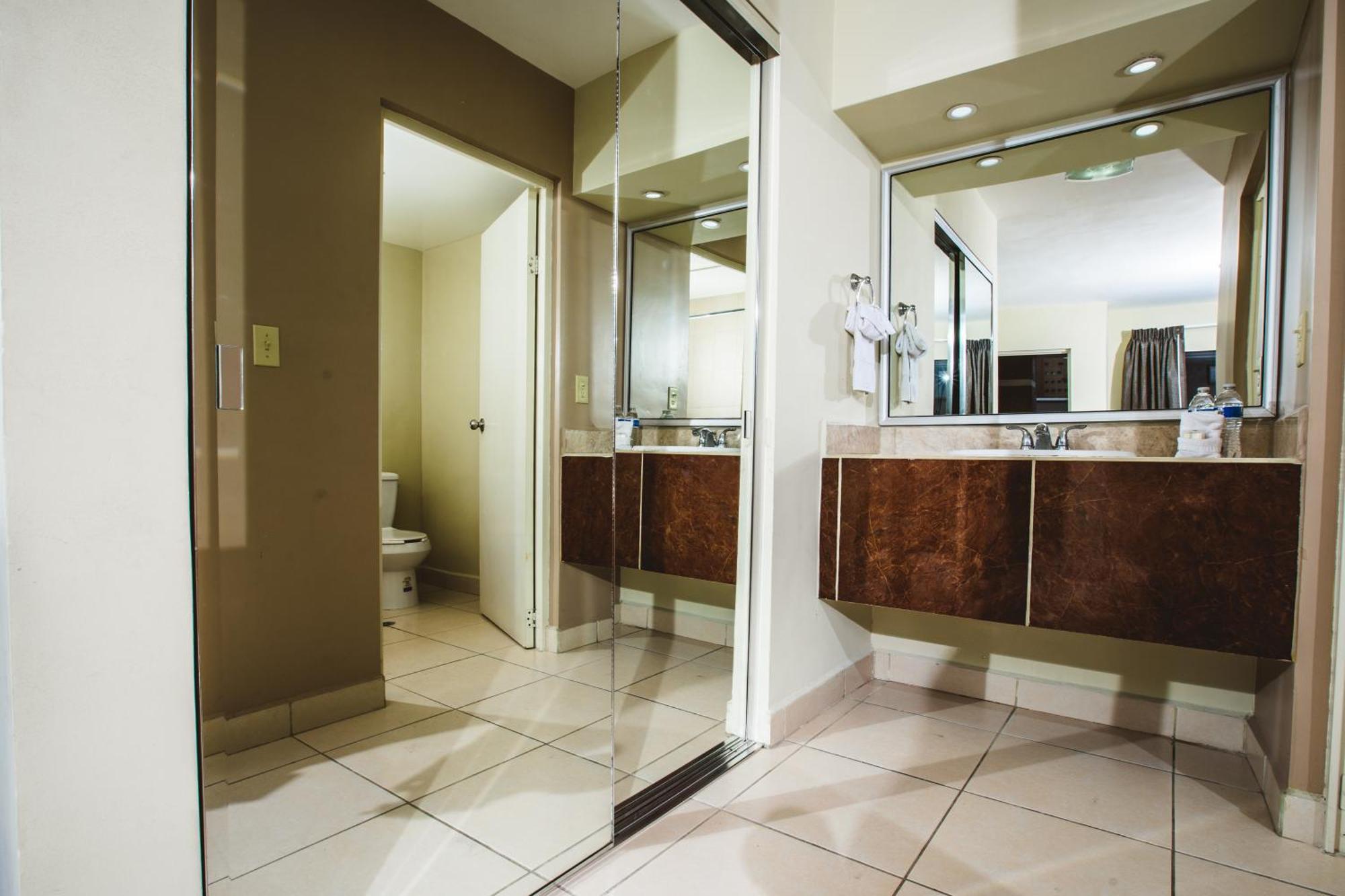Del Mar Inn Rosarito Room photo